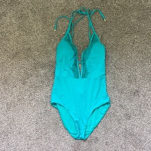 ✨swimsuit spring sale✨ One piece swim suit